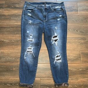 Judy Blue Camo Patch Jeans. *like new*